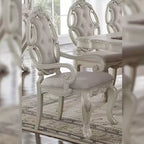 Chaise de salle à manger Ragenardus 23" en tissu et finition blanc antique