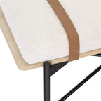 Banc Thatcher Boucle bois et métal avec coussin amovible : Bord incurvé, sangles en cuir vegan, fermeture éclair, facile à nettoyer
