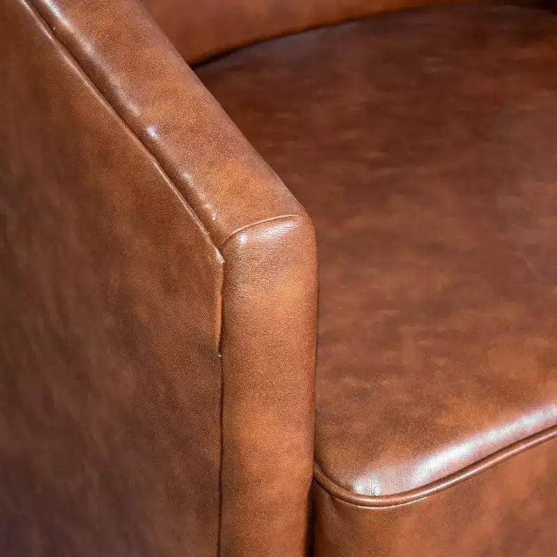 Fauteuil d'appoint de style club avec base pivotante à 360 degrés et accoudoirs inclinés