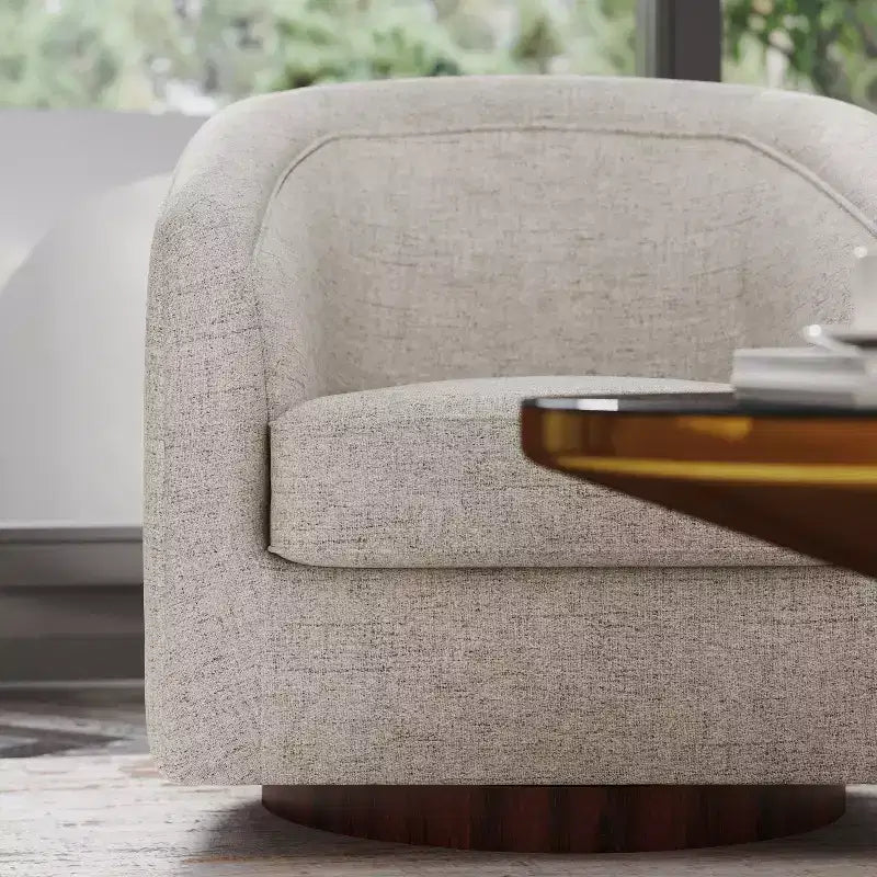Fauteuil d'appoint de style club avec base pivotante à 360 degrés et accoudoirs inclinés