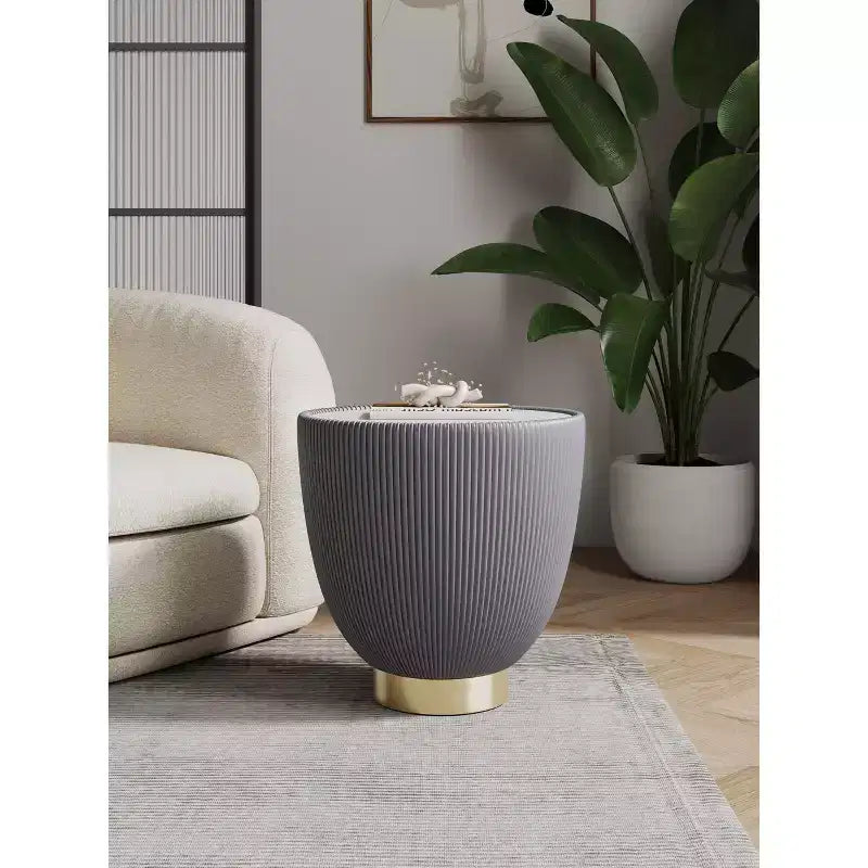 Table d'appoint Anderson moderne en similicuir avec plateau en céramique aspect marbre
