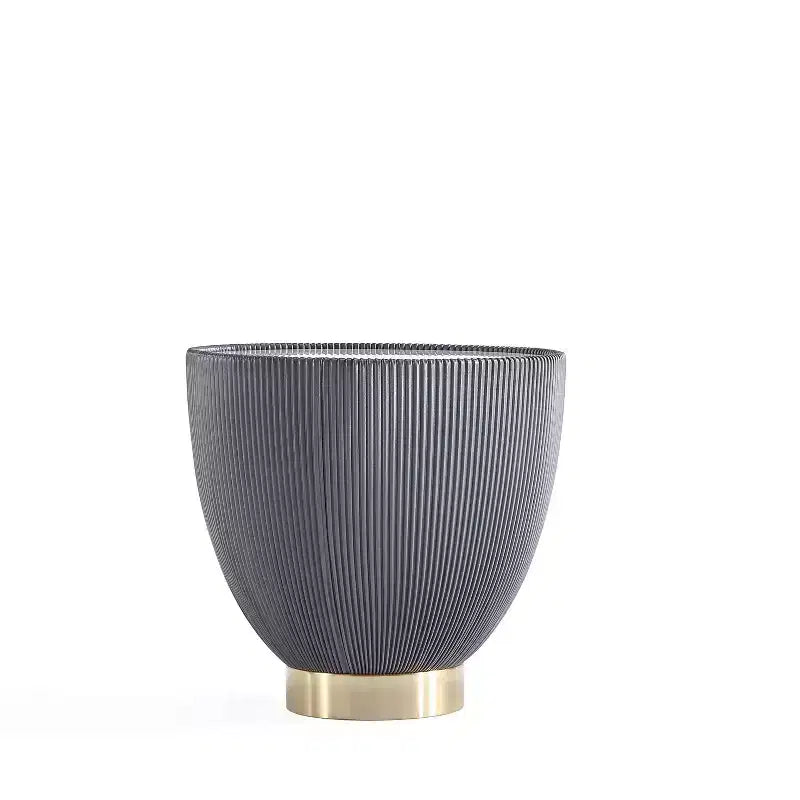 Table d'appoint Anderson moderne en similicuir avec plateau en céramique aspect marbre