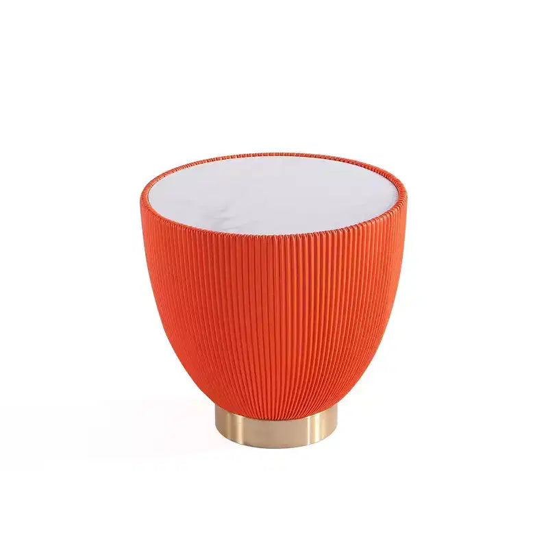 Table d'appoint Anderson moderne en similicuir avec plateau en céramique aspect marbre
